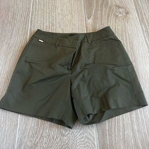 White House Black Market Women’s 5” Shorts - Size 0